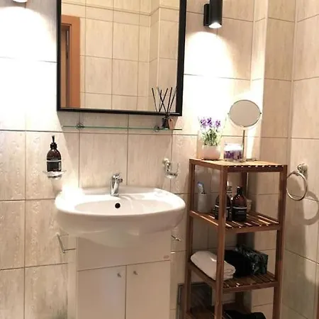 Feel Like @strakova, Very Luxury Братислава