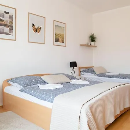 Feel Like @strakova, Very Luxury Apartment *